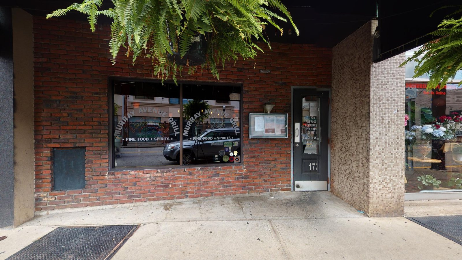 Murray-Avenue-Grill-08242022_120439